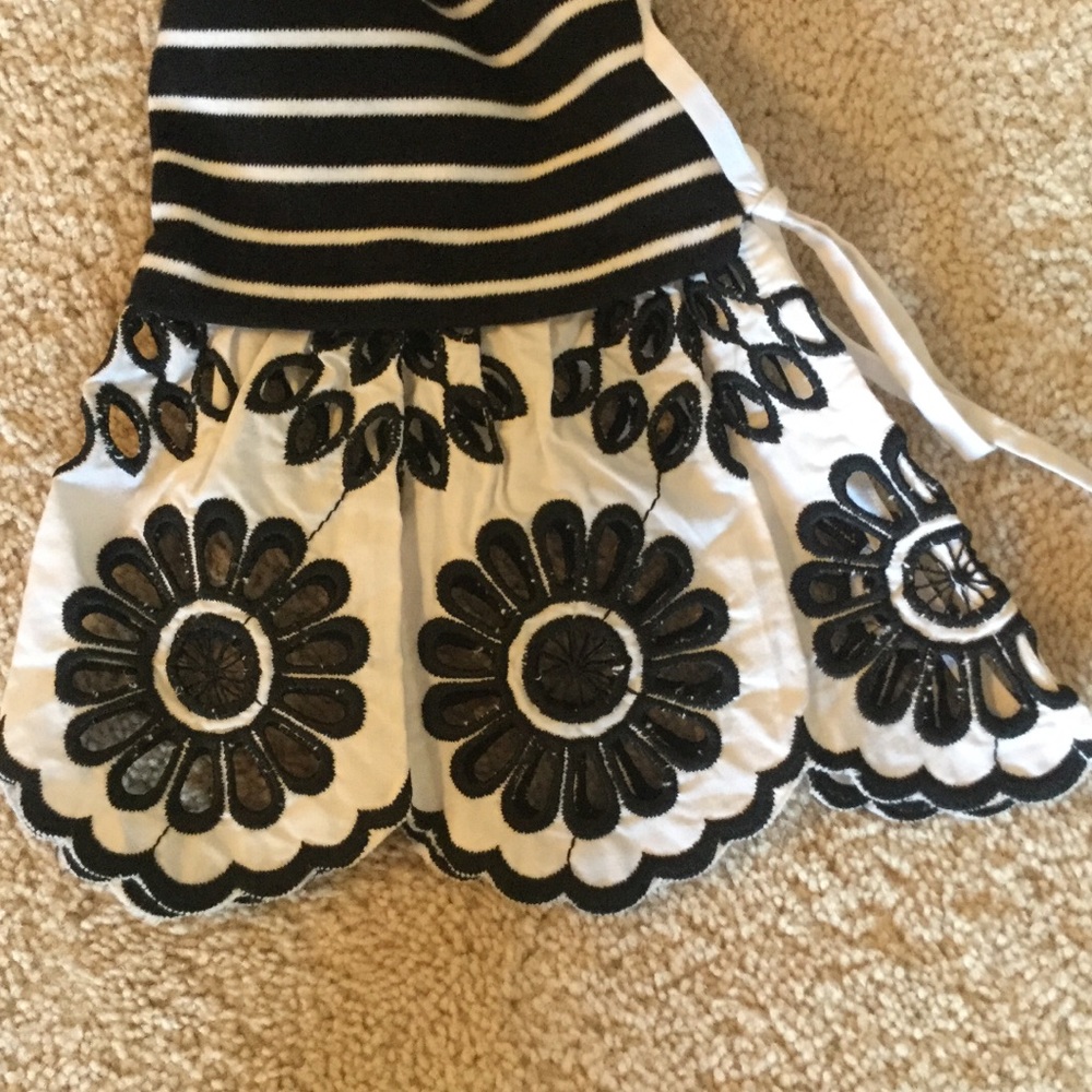 Fun Striped & Flower Design Top - Picture 3 of 6